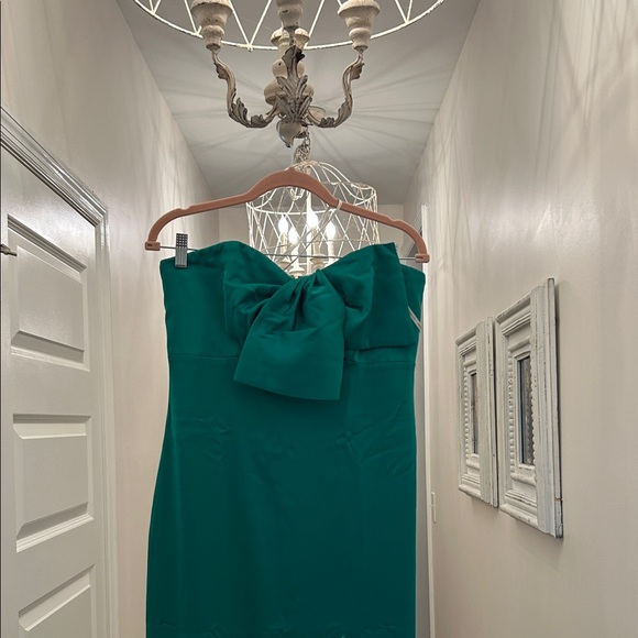 Lilly Pulitzer Carlynn Satin Maxi in Fiddle Leaf Green NWT Sz 4 - Picture 6 of 6